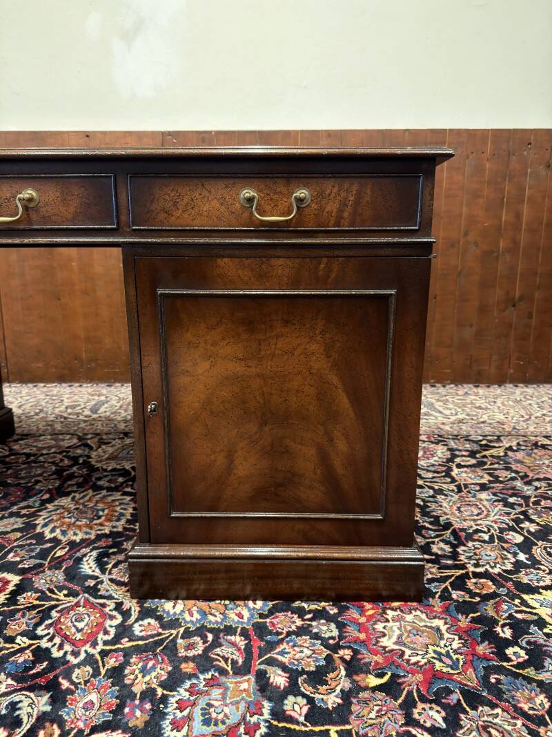 Classic English Chesterfield Desk