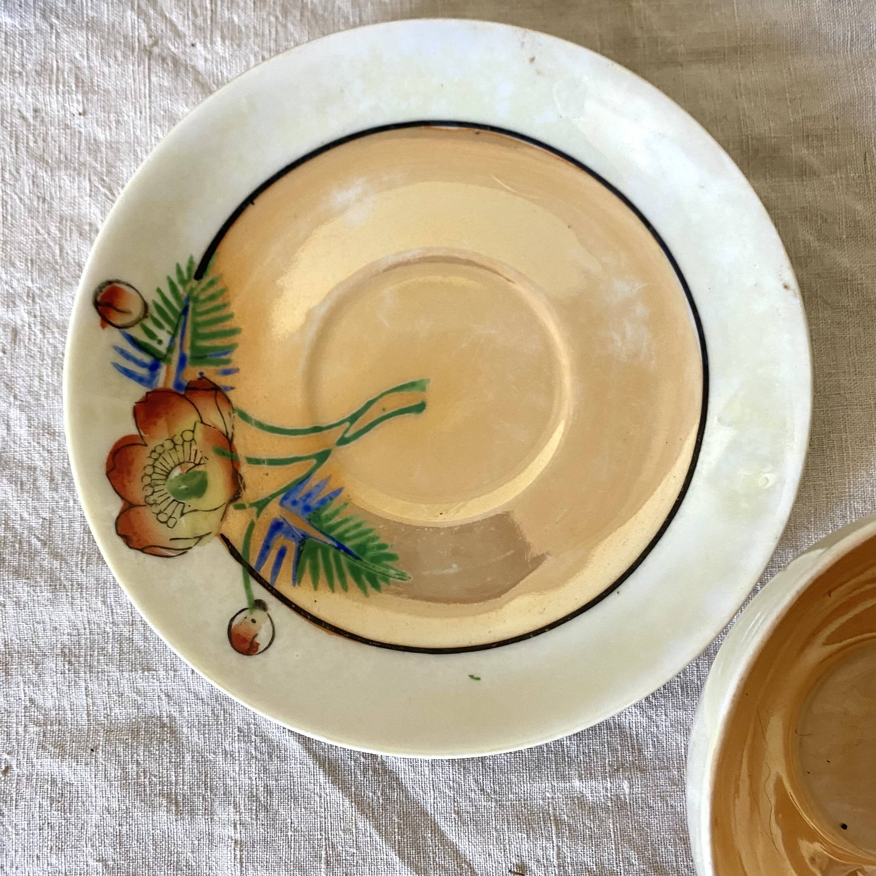 Fine mother-of-pearl and floral porcelain cups, Japan
