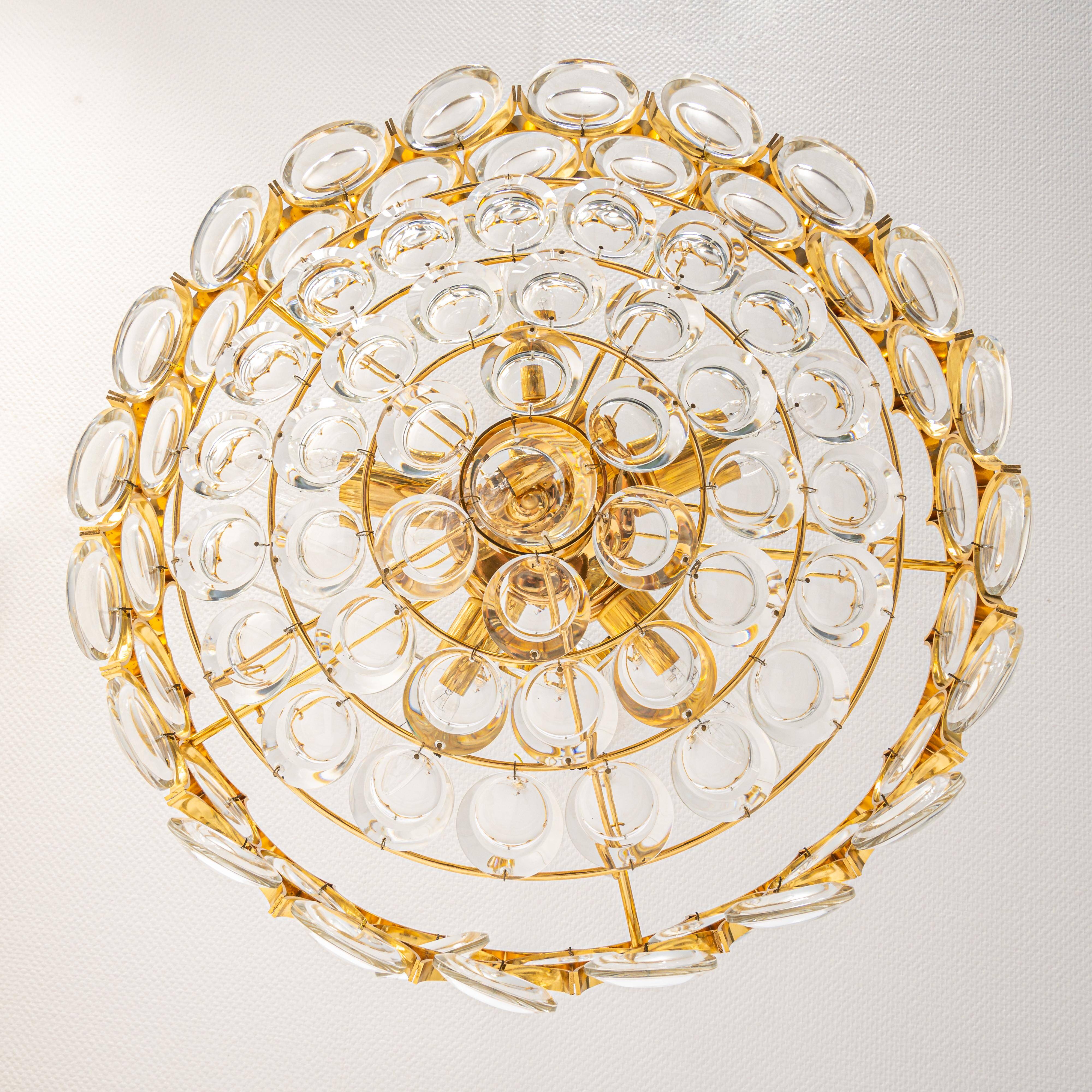 Brass and crystal chandelier designed by Sciolari for Palwa, Germany, 1970s.