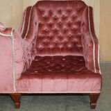 Chesterfield buttoned conversation sofa Regency