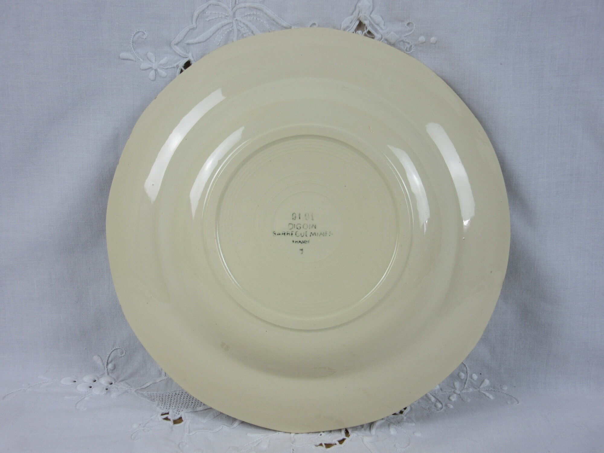Ensemble de 6 assiettes creuses Digoin Sarreguemines à décor de tulipe