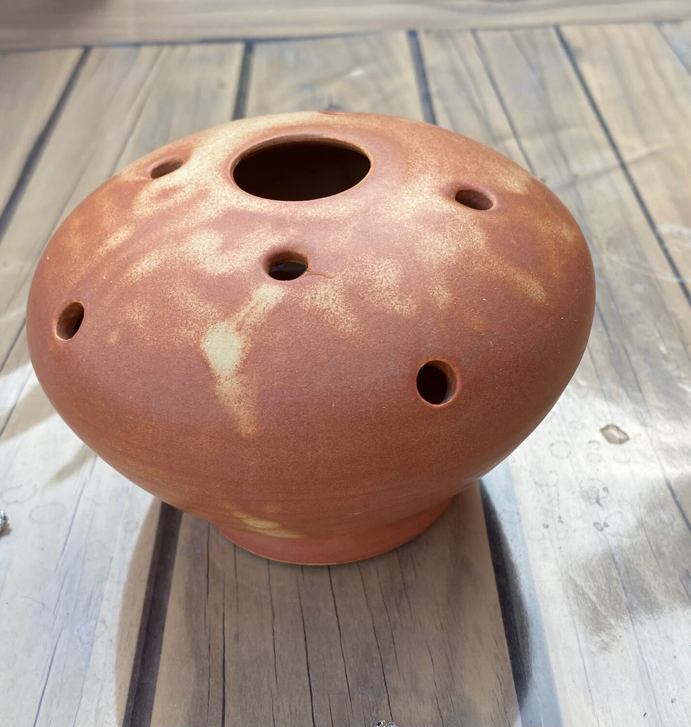 Sandstone flowers vase