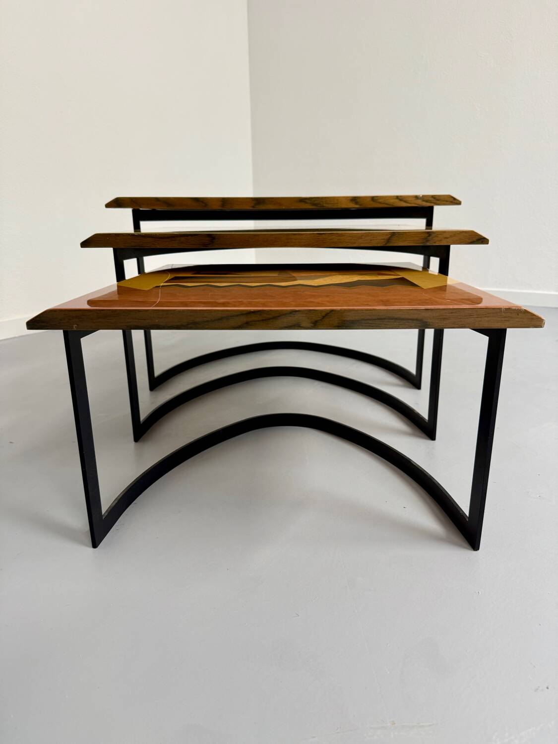 Vintage Italian design geometric marquetry nesting coffee table