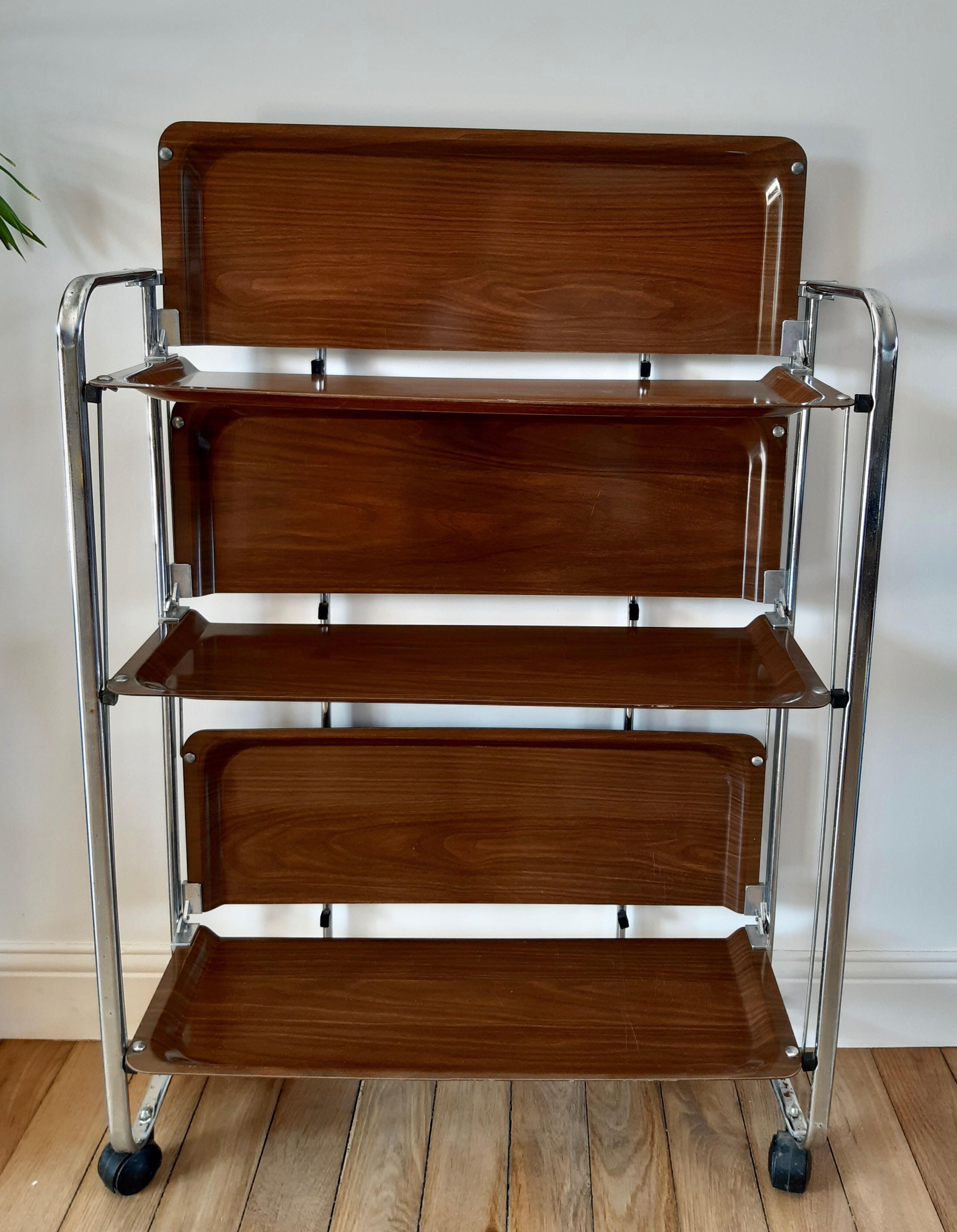 Chromium folding dessert and vintage 70s formica