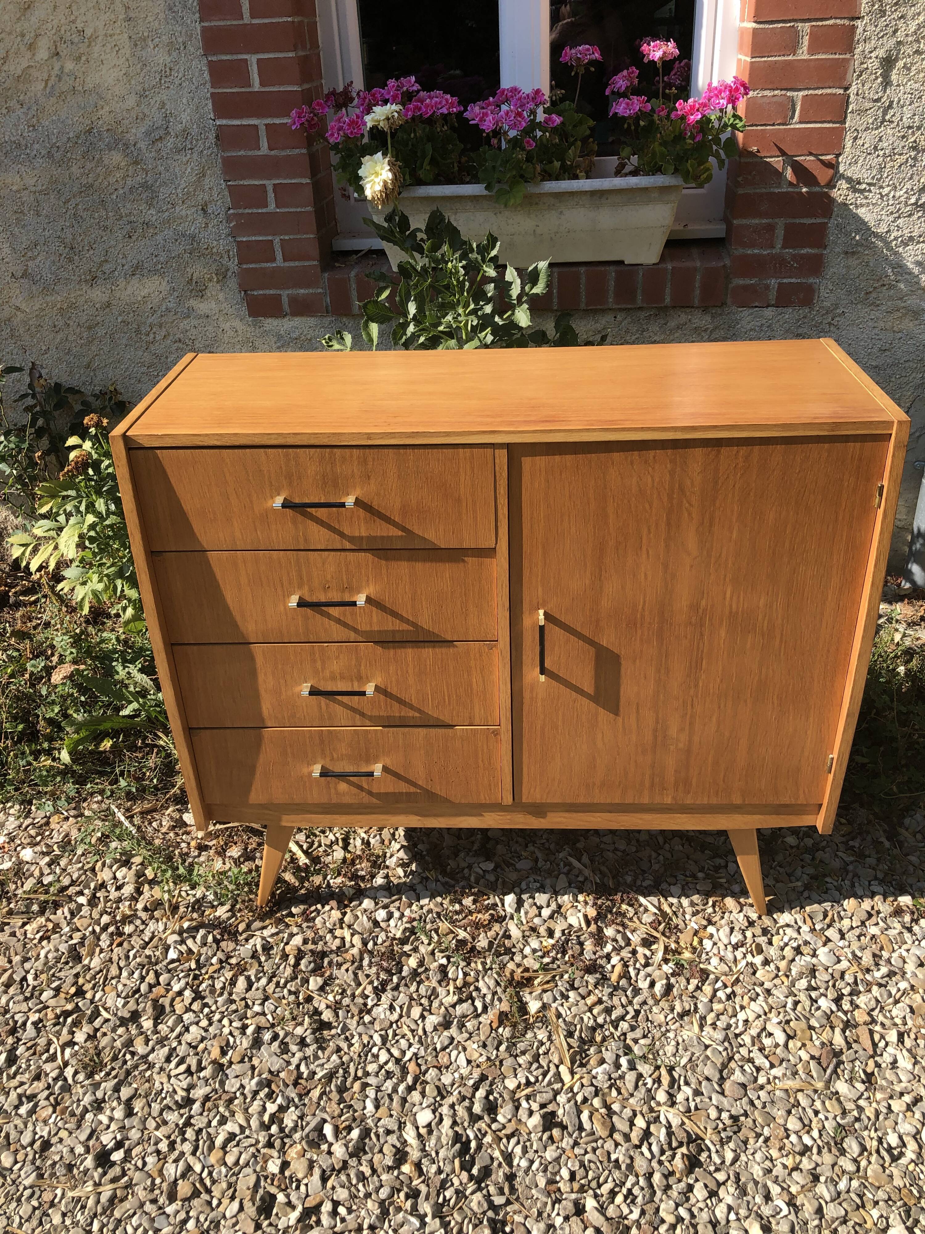 Commode