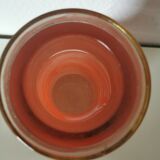 vase en verre peint , aspect granité rouge et doré