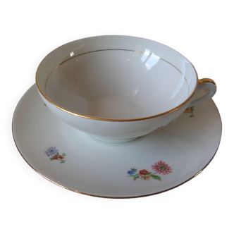 Ancienne grande tasse à thé et soucoupe en porcelaine de Limoges décor fleur