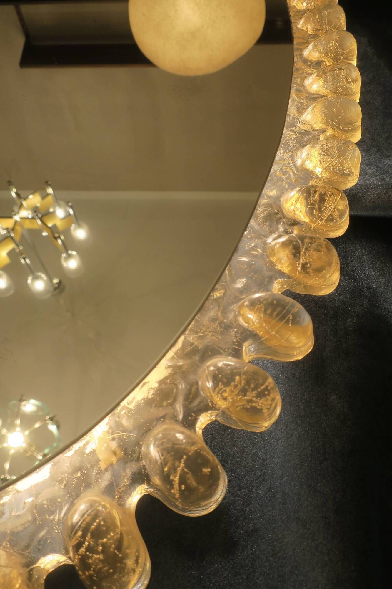 Egon Hillebrand large oval lucite illuminated wall mirror, 80 cm x 50 cm, 1960s