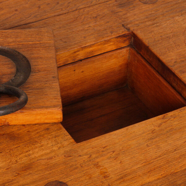 Round coffee table in solid oak and wrought iron, 1950.