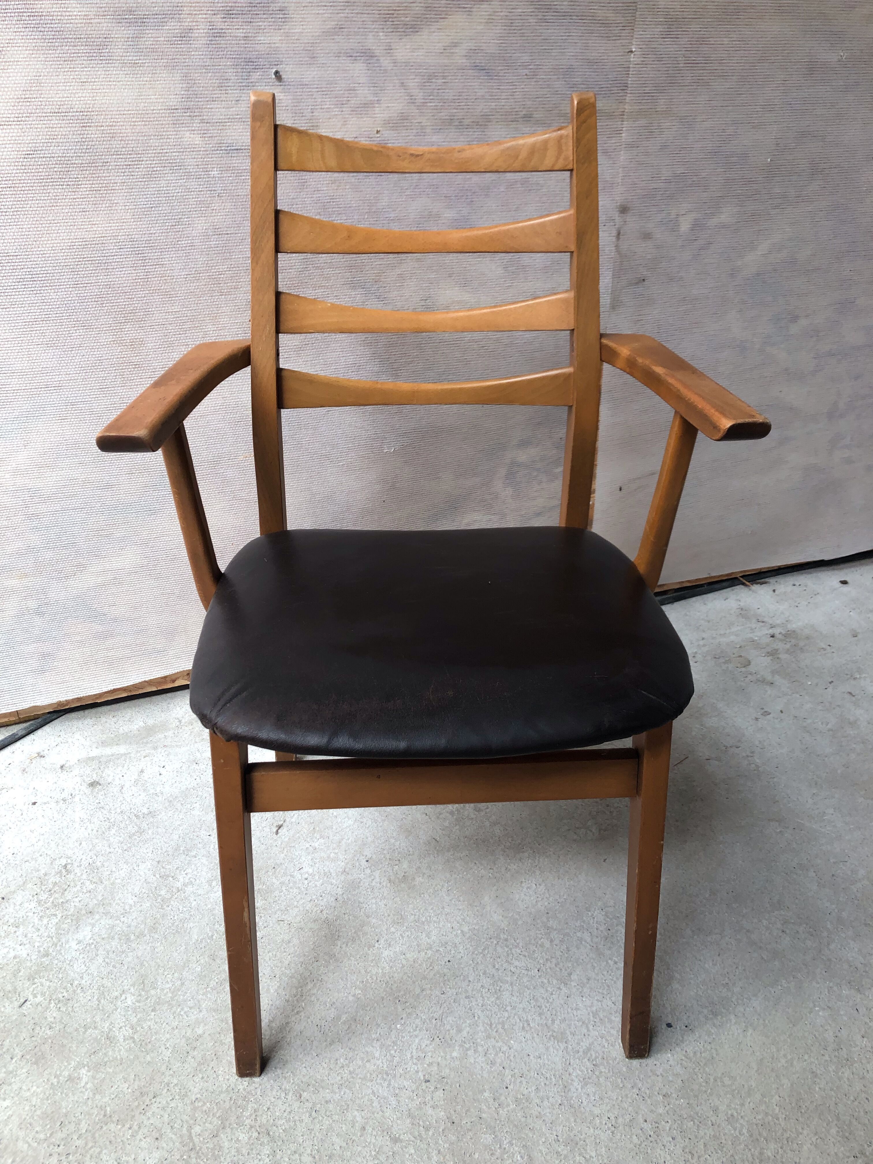 Armchair blond wood and Scandinavian leather 60s