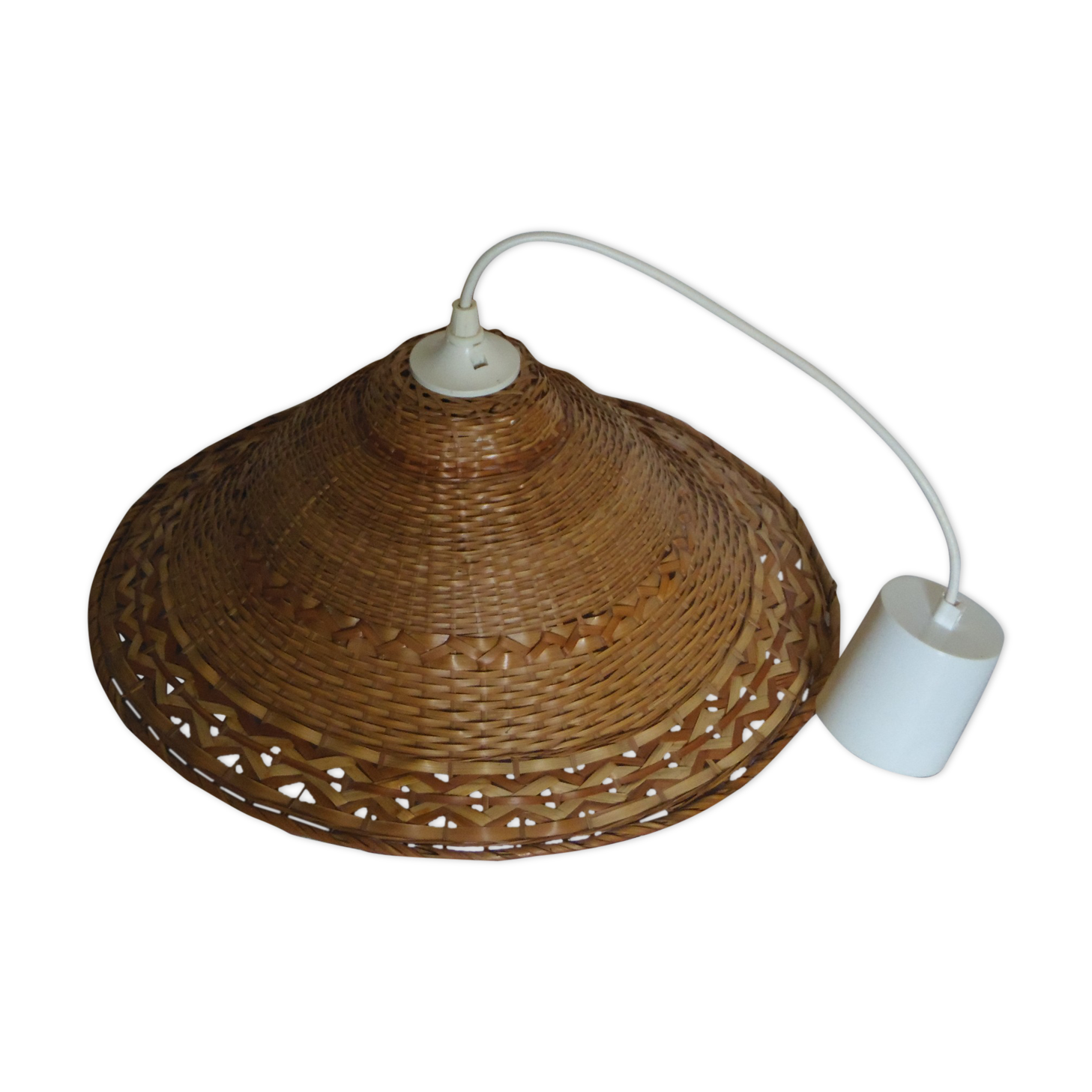 Wicker hanging lamp