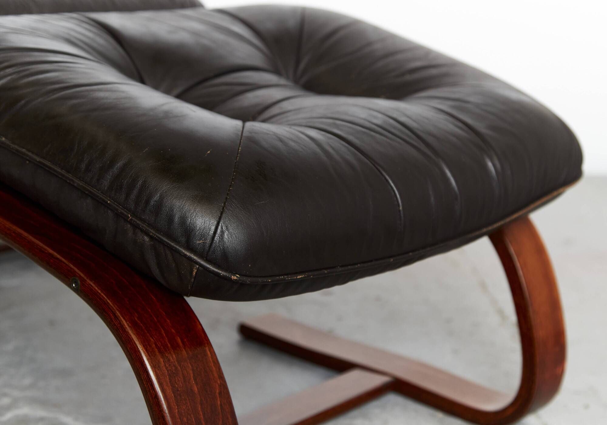 Fauteuil scandinave vintage avec ottoman par Arnt Lande pour Westnofa, anné