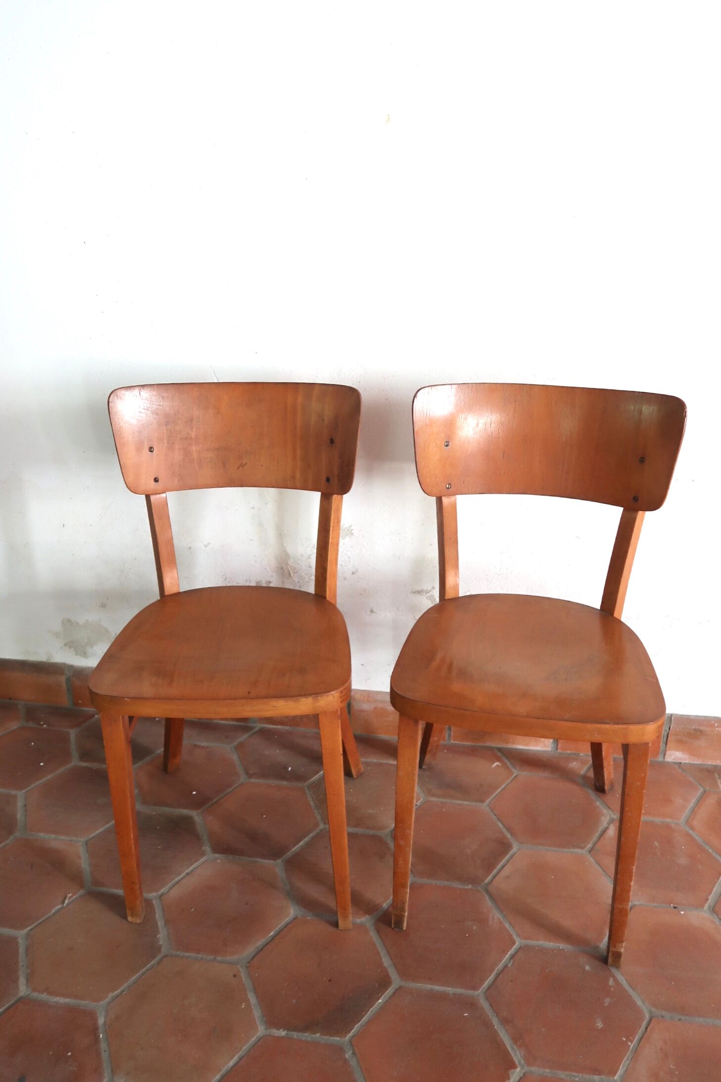Lot de 2 chaises bistrot Thonet