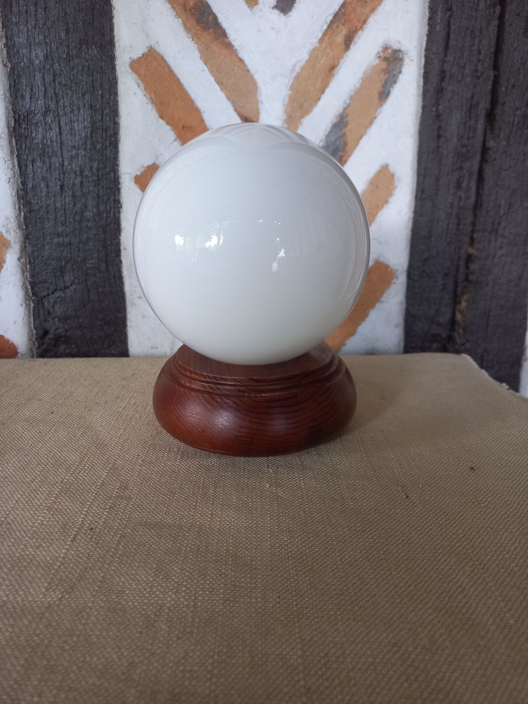 Vintage white globe ball lamp 1980