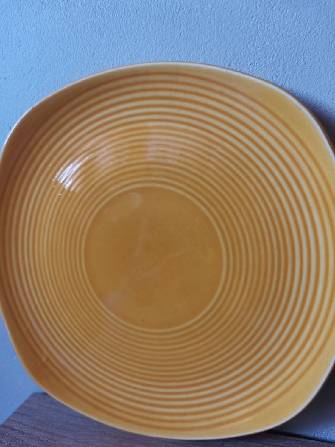 Set of 2 vintage yellow barbotine plates Sarreguemines France