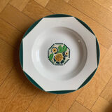 Assiettes géométriques et fleuries