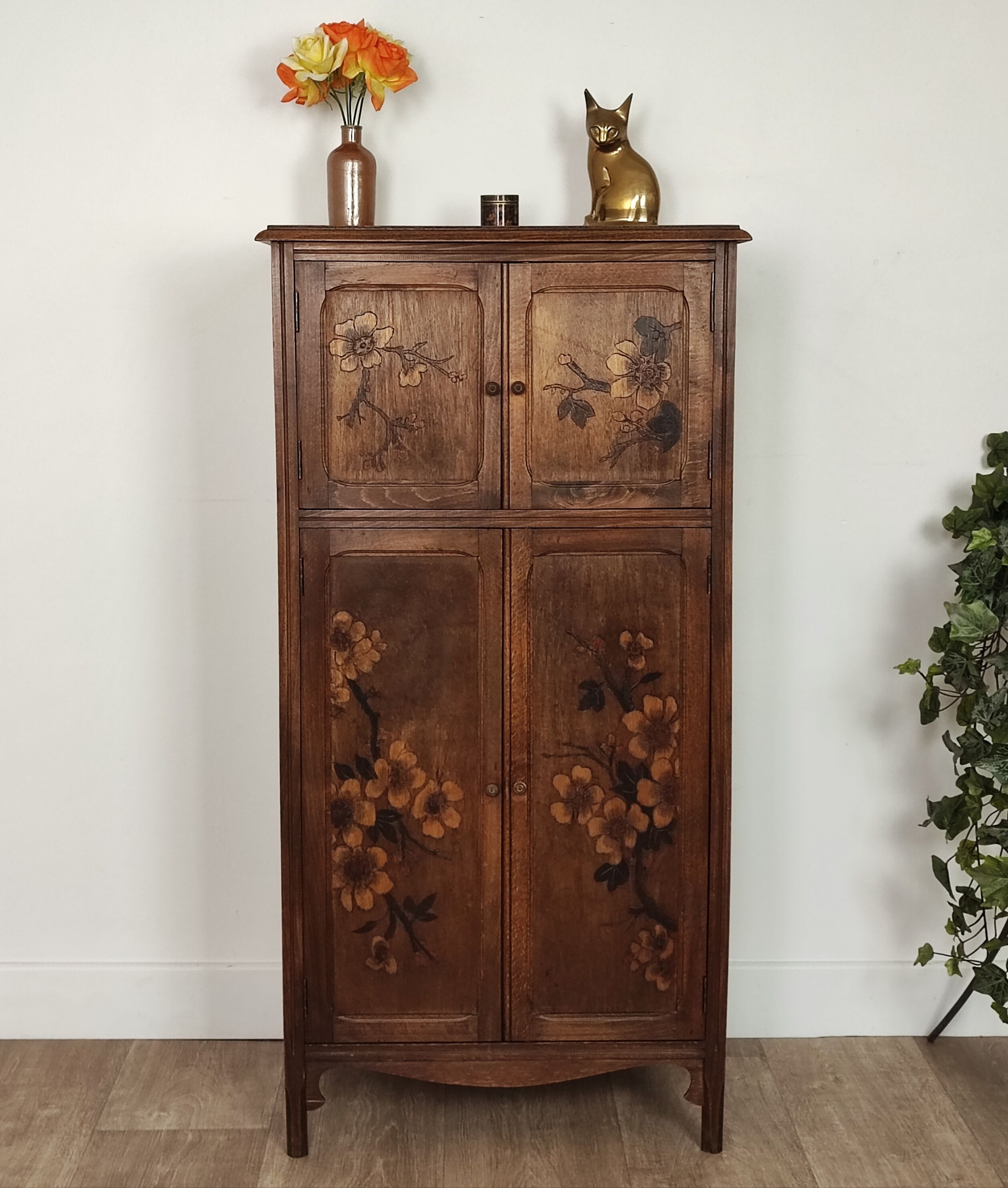 Accent furniture 30'