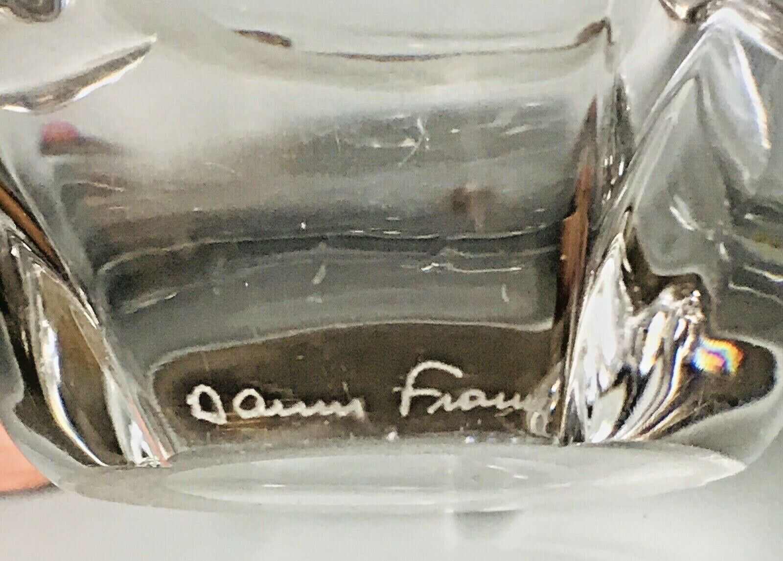 Cendrier Daum France en cristal de forme polylobée coupe mégotier signée