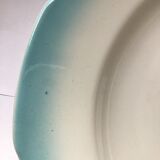 Plat Digoin Richelieu festonné bord bleu