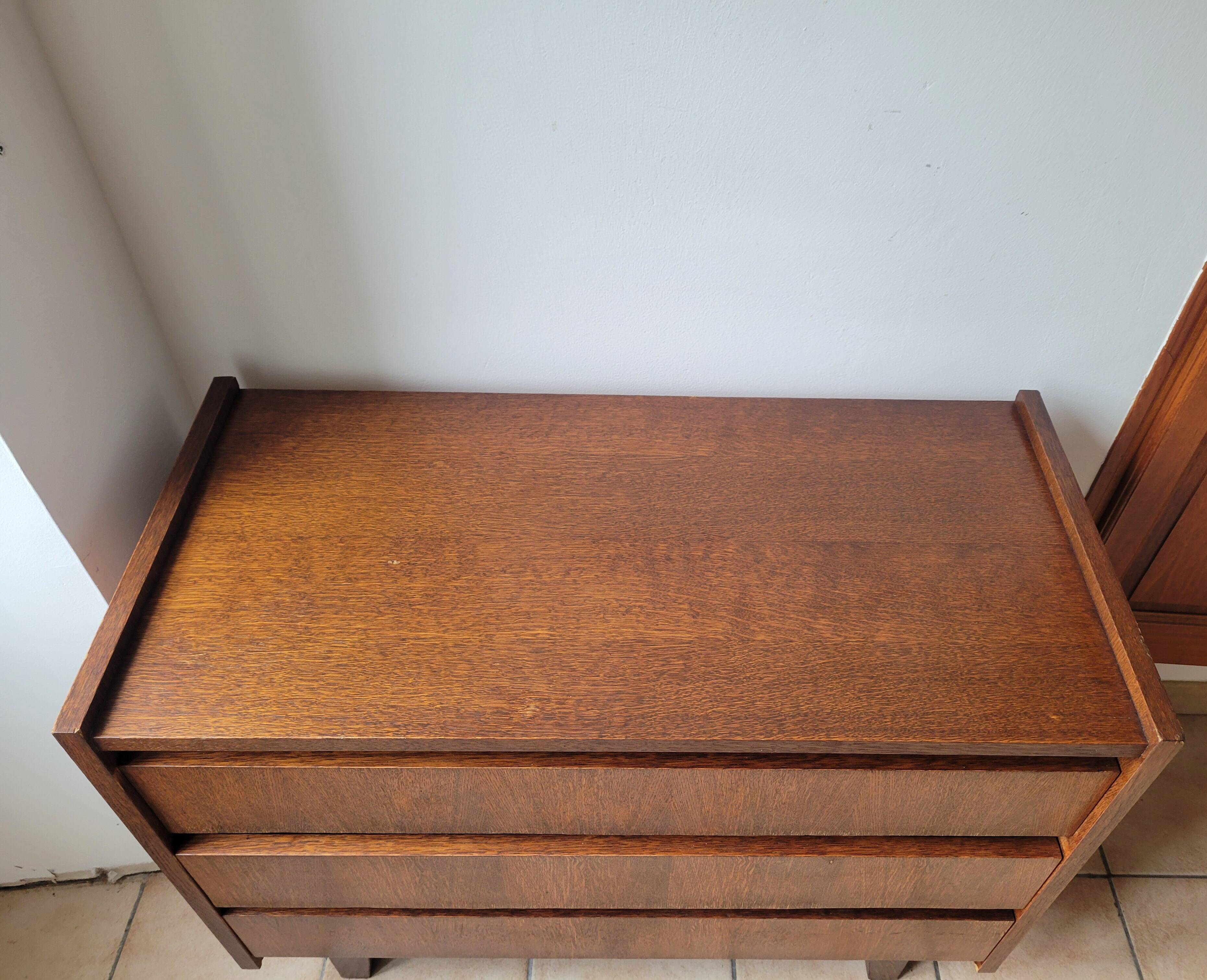 Vintage oak chest of drawers