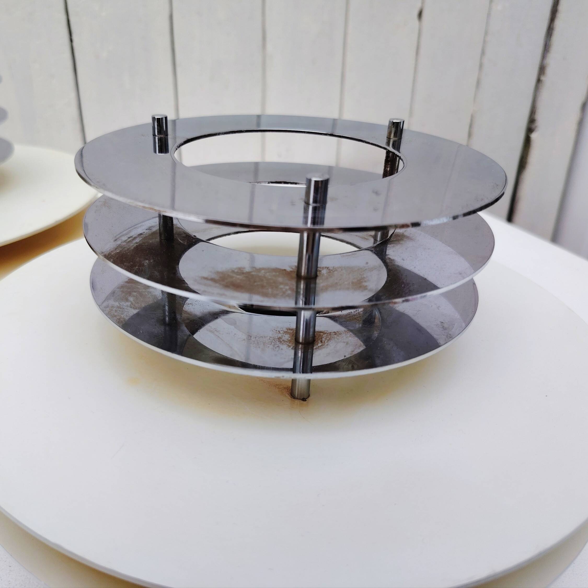 Pair of 70s Enrico Tronconi designer wall lights