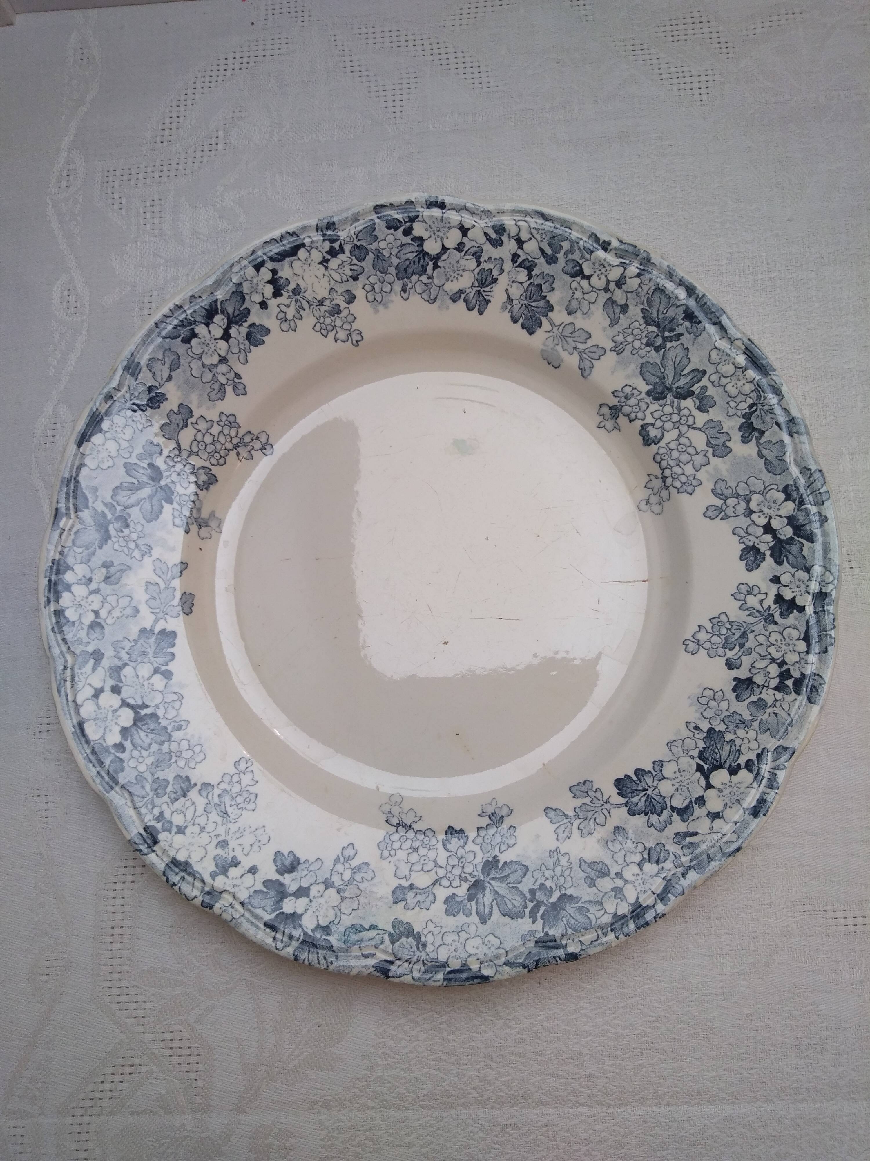 Old blue plate