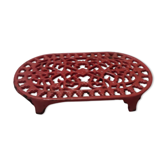 red cast iron underside