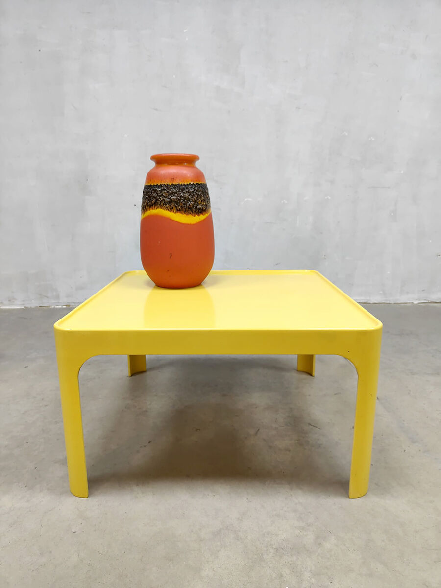 Vintage space age yellow coffee table  Preben fabricius