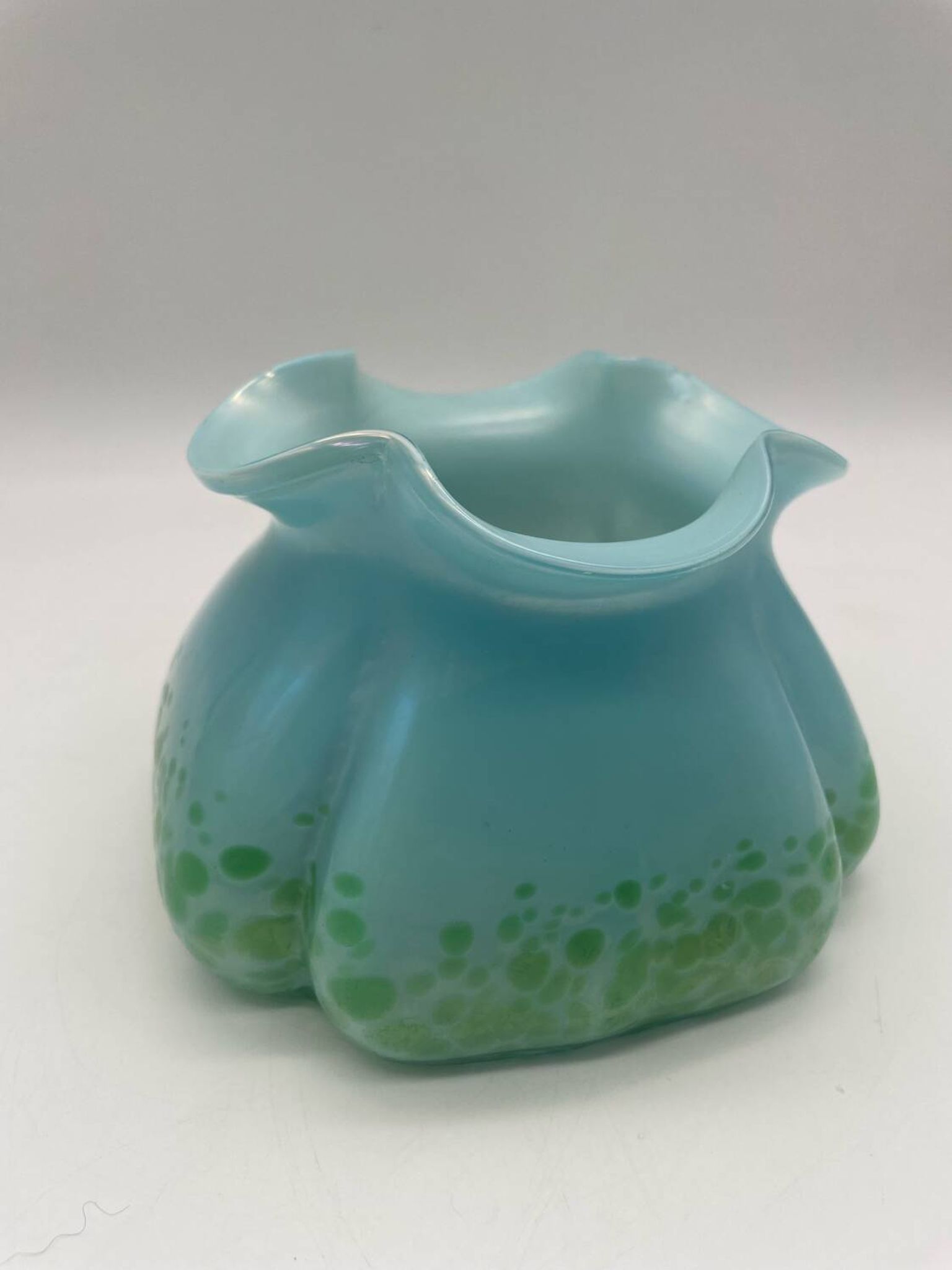 Butterfly vase in iridescent glass, Loetz, Kralik, Art Nouveau