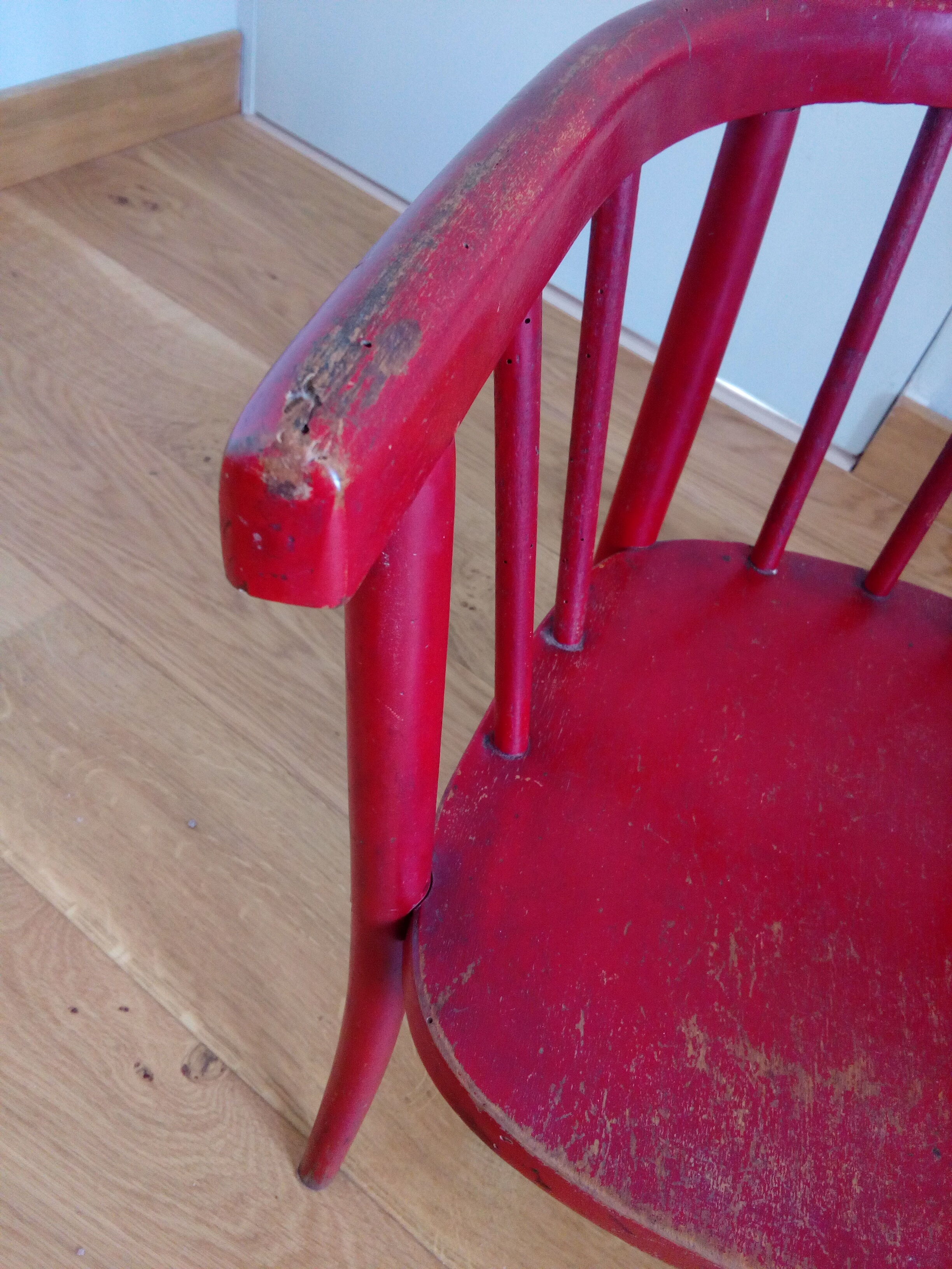 Children's chair JAPY Brothers in red lace-up curved wood
