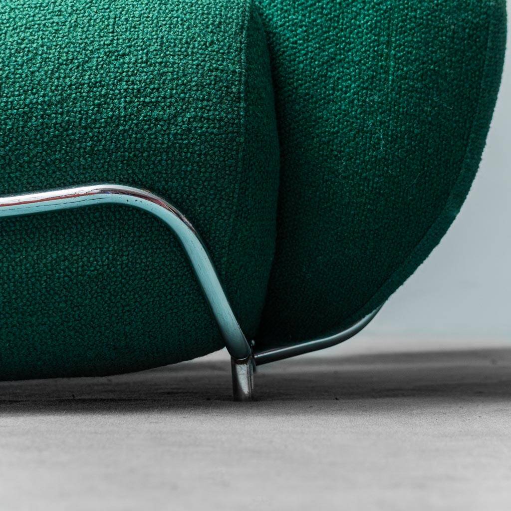 COPPIA DI POLTRONE IN TESSUTO VERDE ANNI ’70 VINTAGE MODERNARIATO