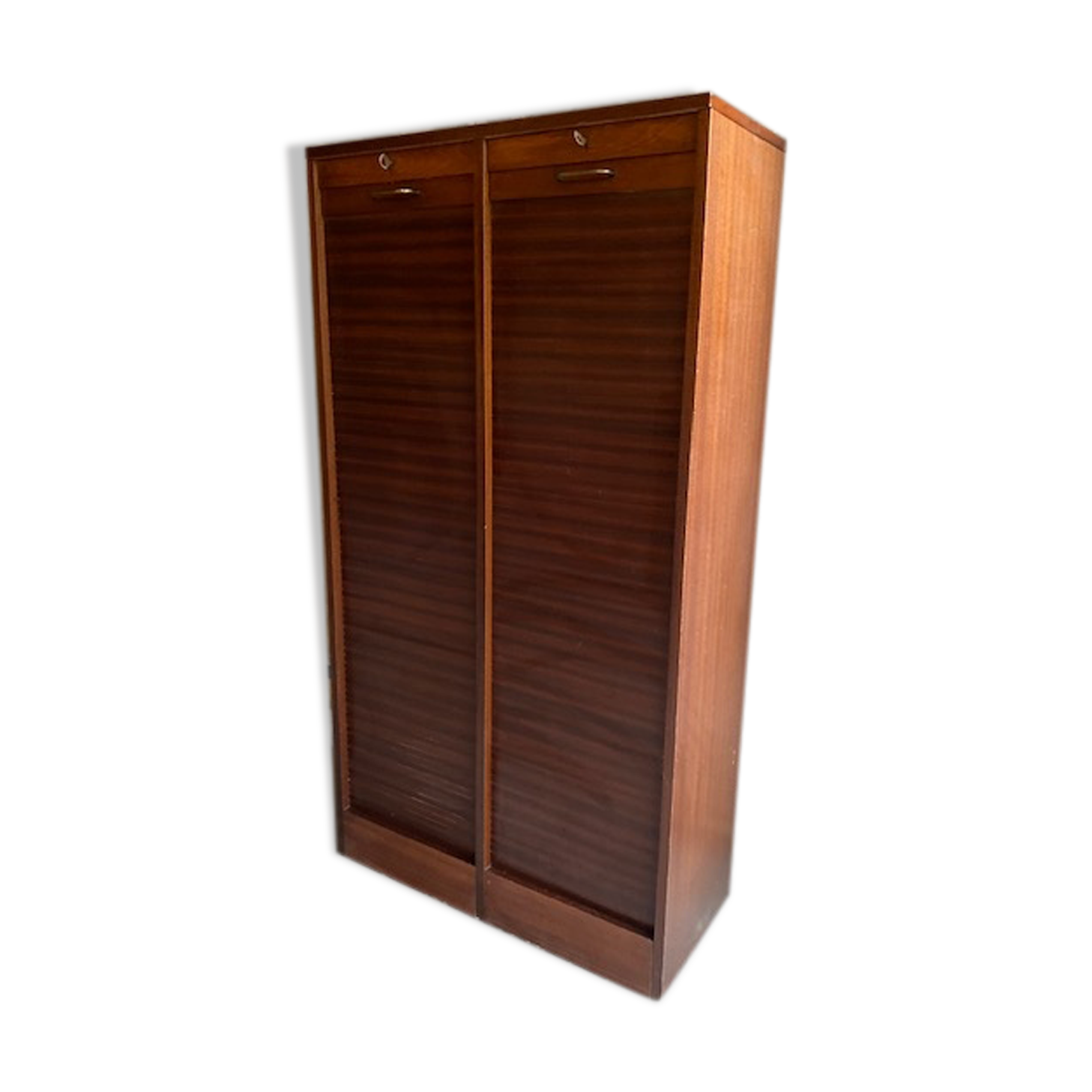 Double curtain filing cabinet