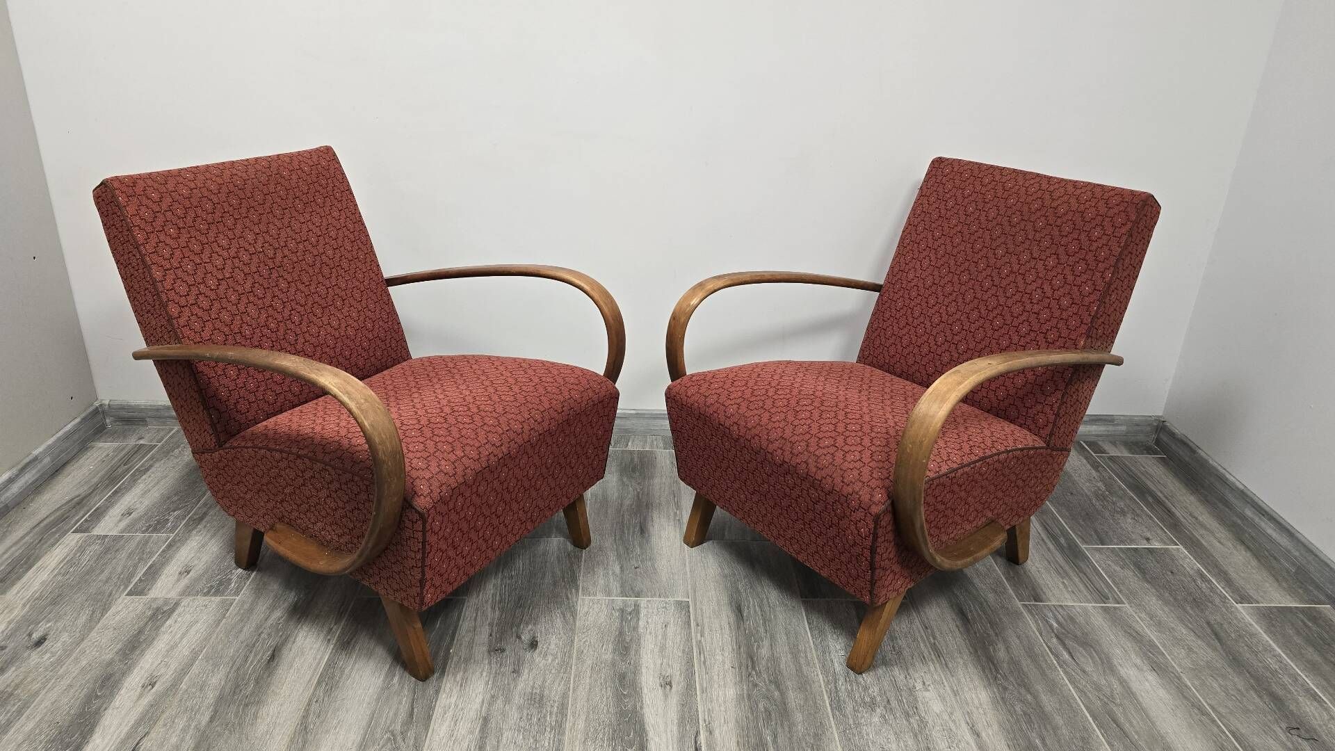 Vintage Armchairs from Jindrich Halabala, 1940s, Set of 2