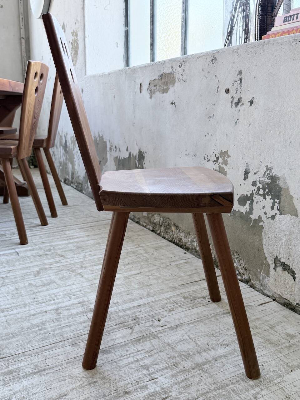 Mountain furniture set with table and 8 chairs Malmvall.