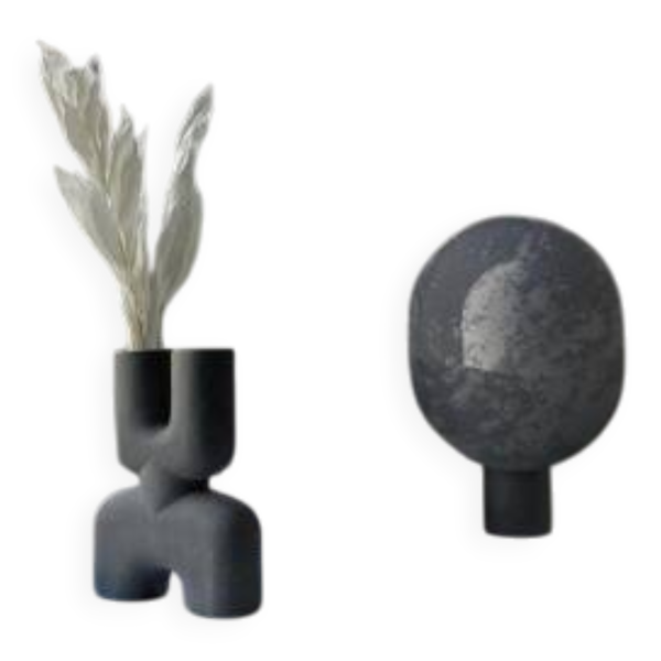 Lampe de table en aluminium, oxydée, œuvre contemporaine.