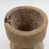 Cache-pot primitif africain en bois