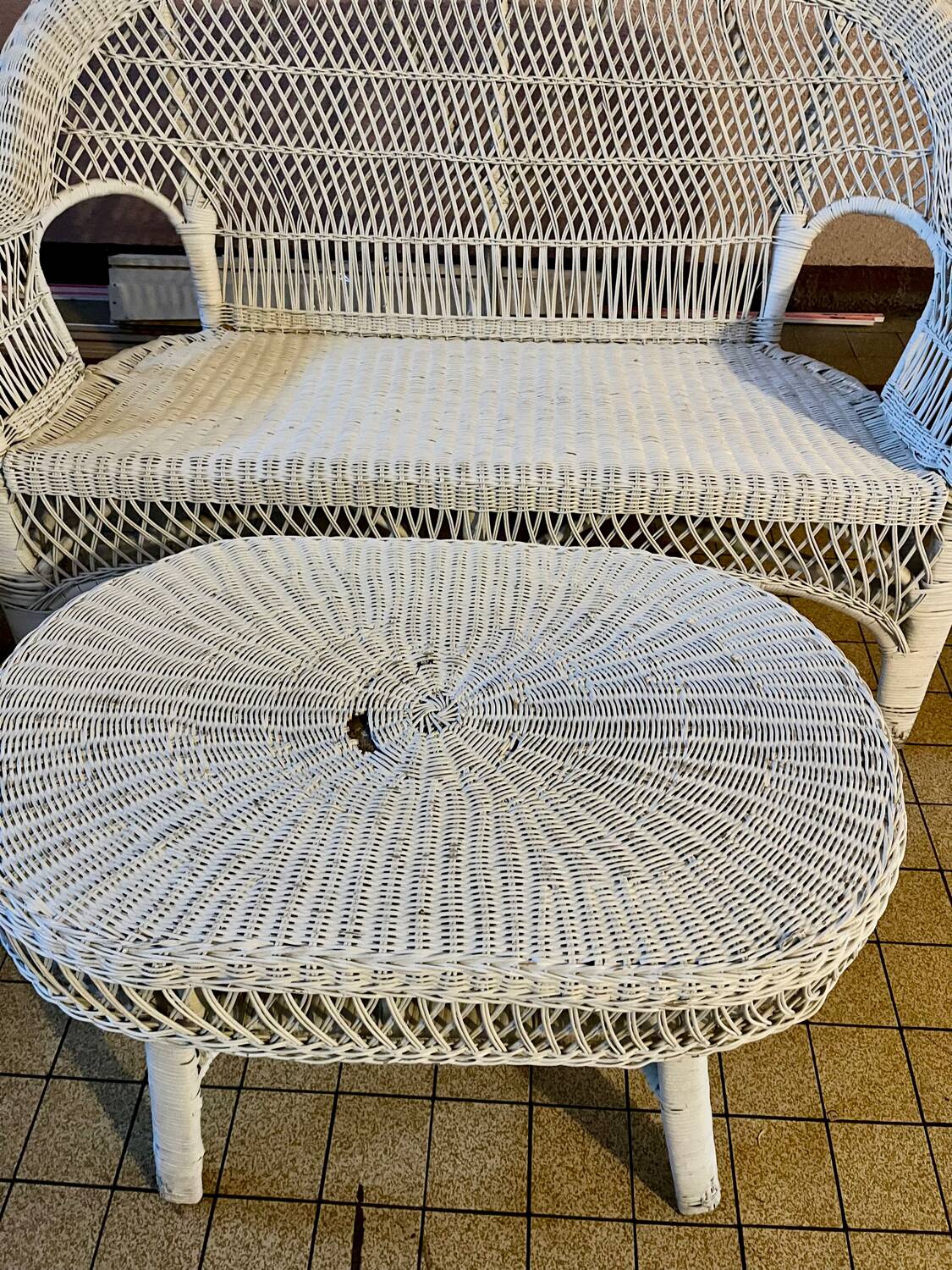 Salon de jardin en osier et rotin blanc