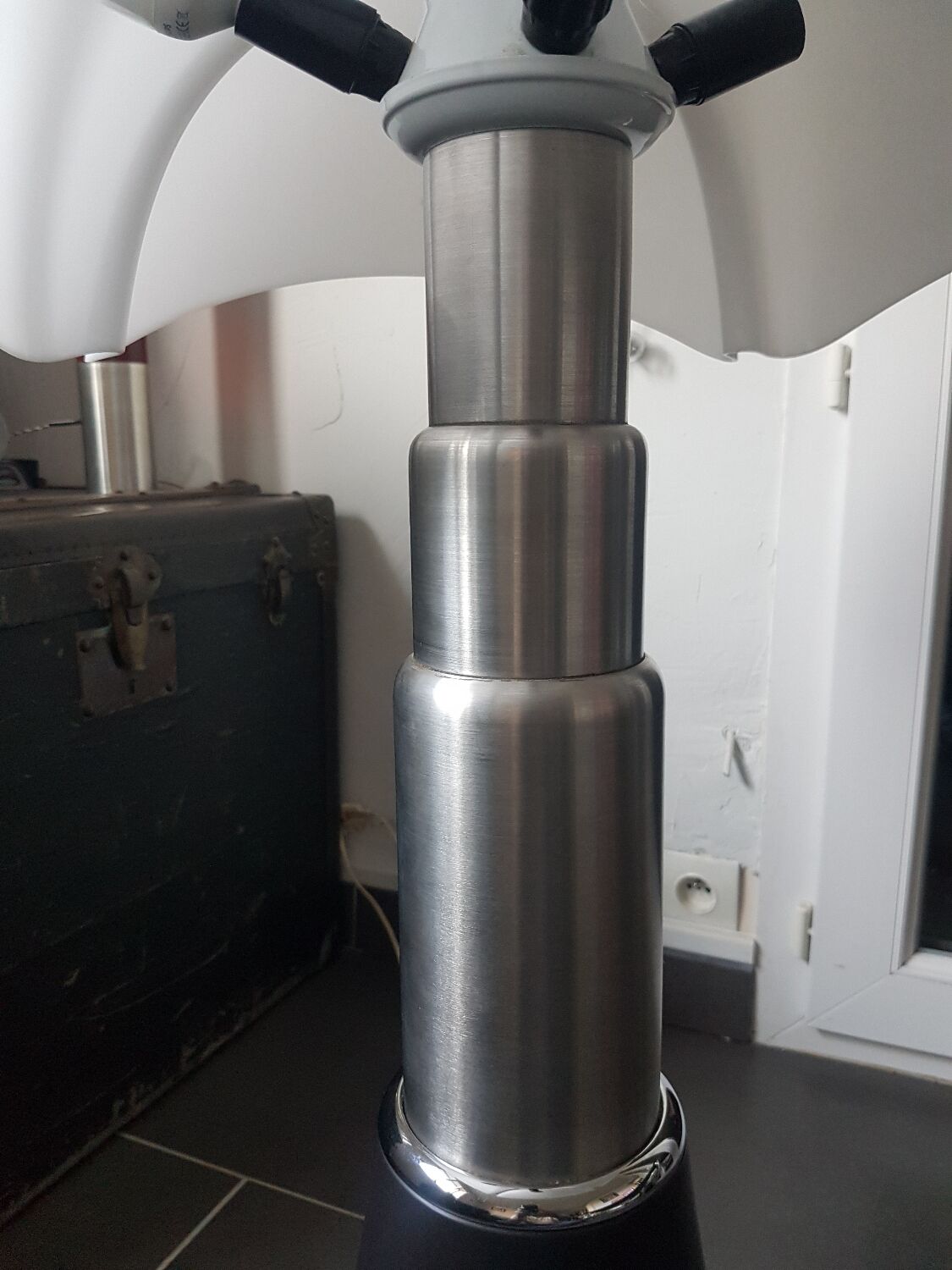 Lampe Pipistrello de Gae Aulenti pour la maison martinelli luce