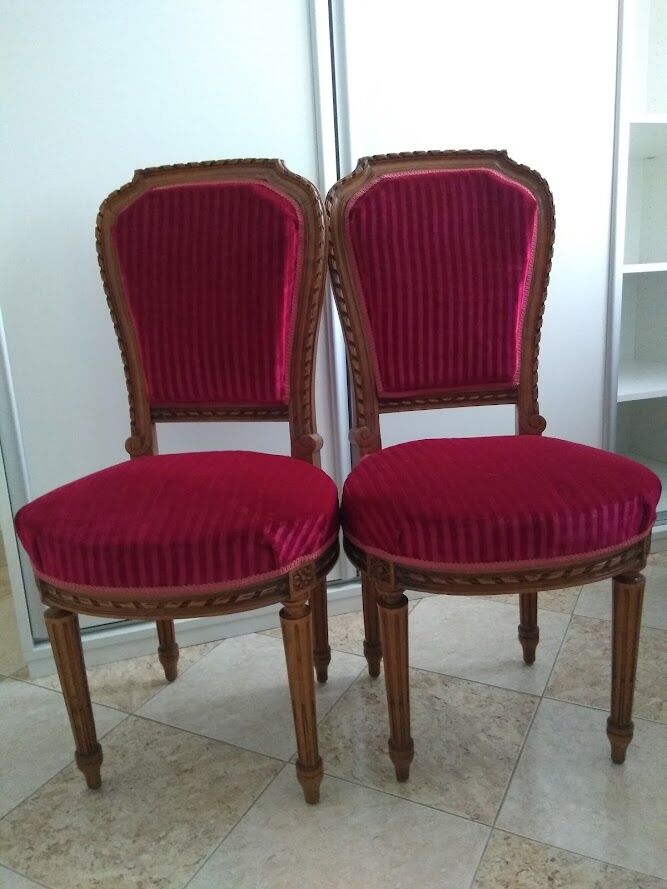 Pair of antique chairs stryle Louis XVI