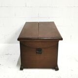 Coffre ancien chêne et laiton