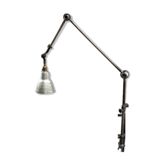 Lampe " tous sens " 1920/1930 version etau