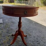 Round table