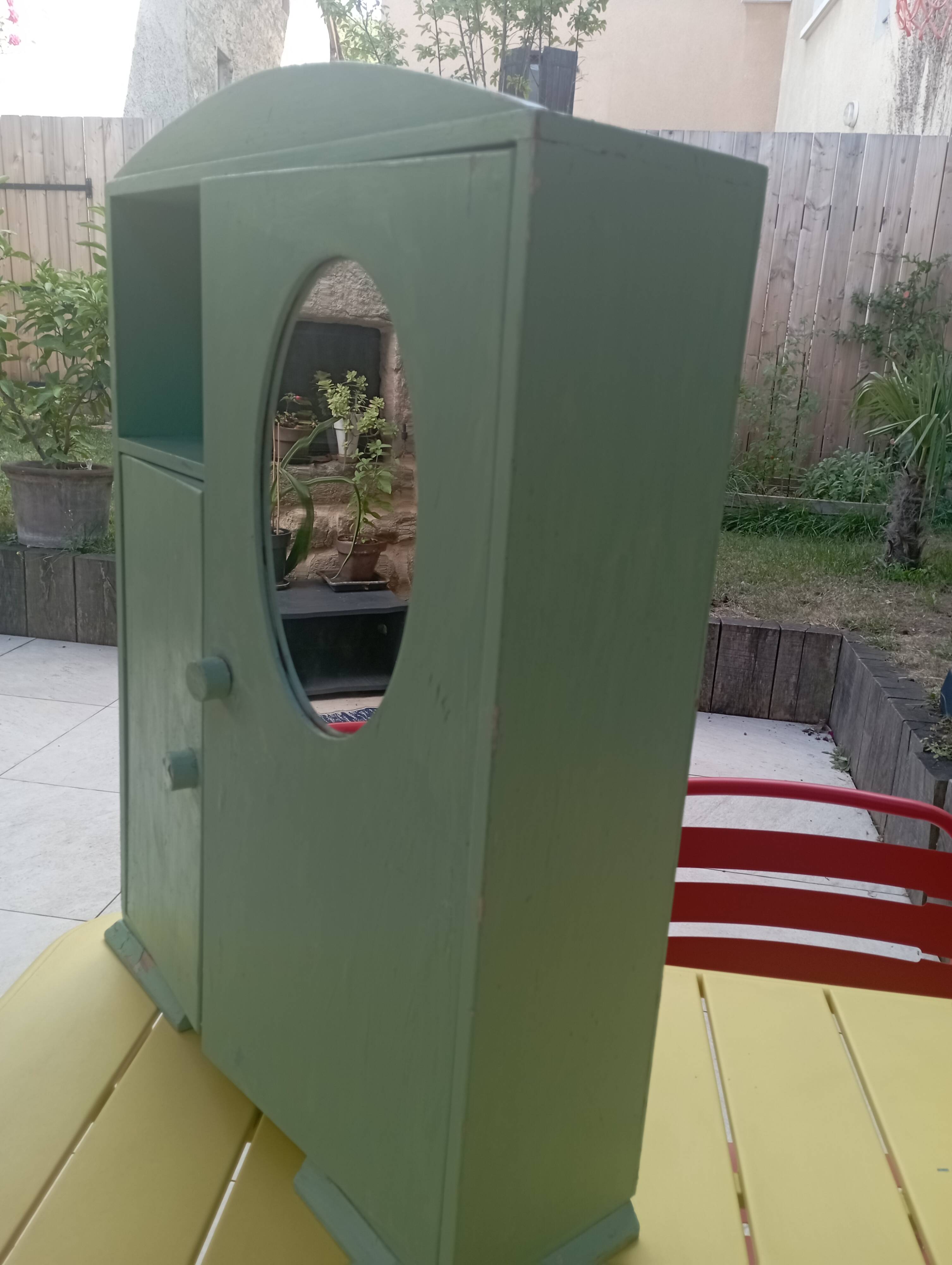 Vintage doll wardrobe