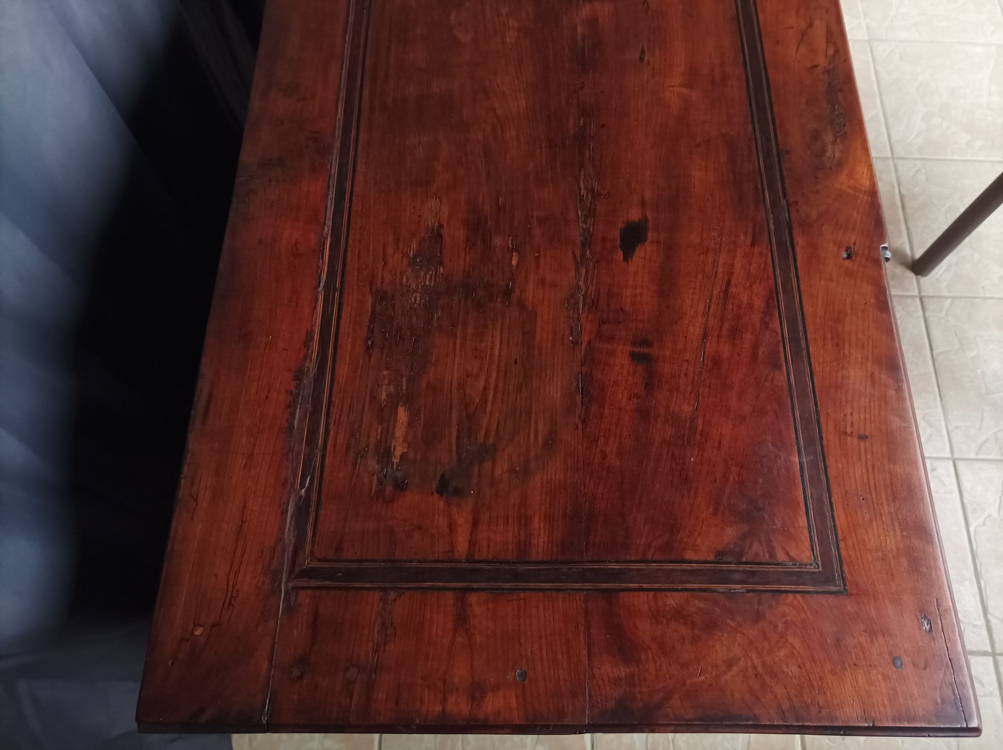 Louis XVI chest of drawers 18th