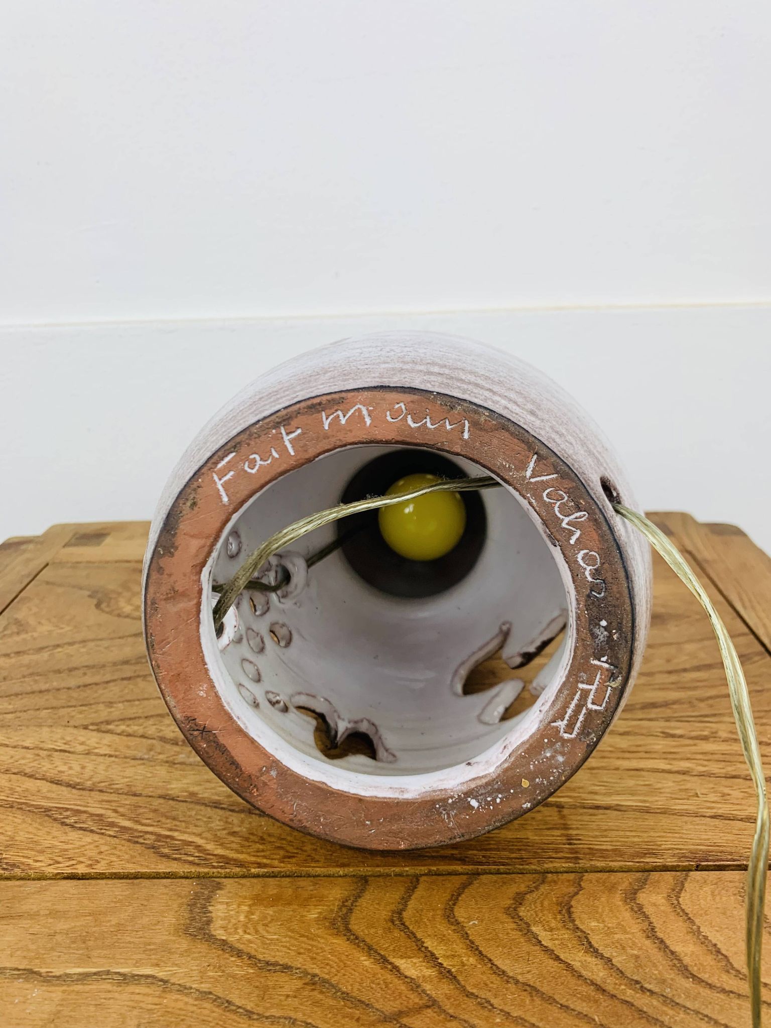 Lampe céramique ajourée, feuilles de vignes, années 60