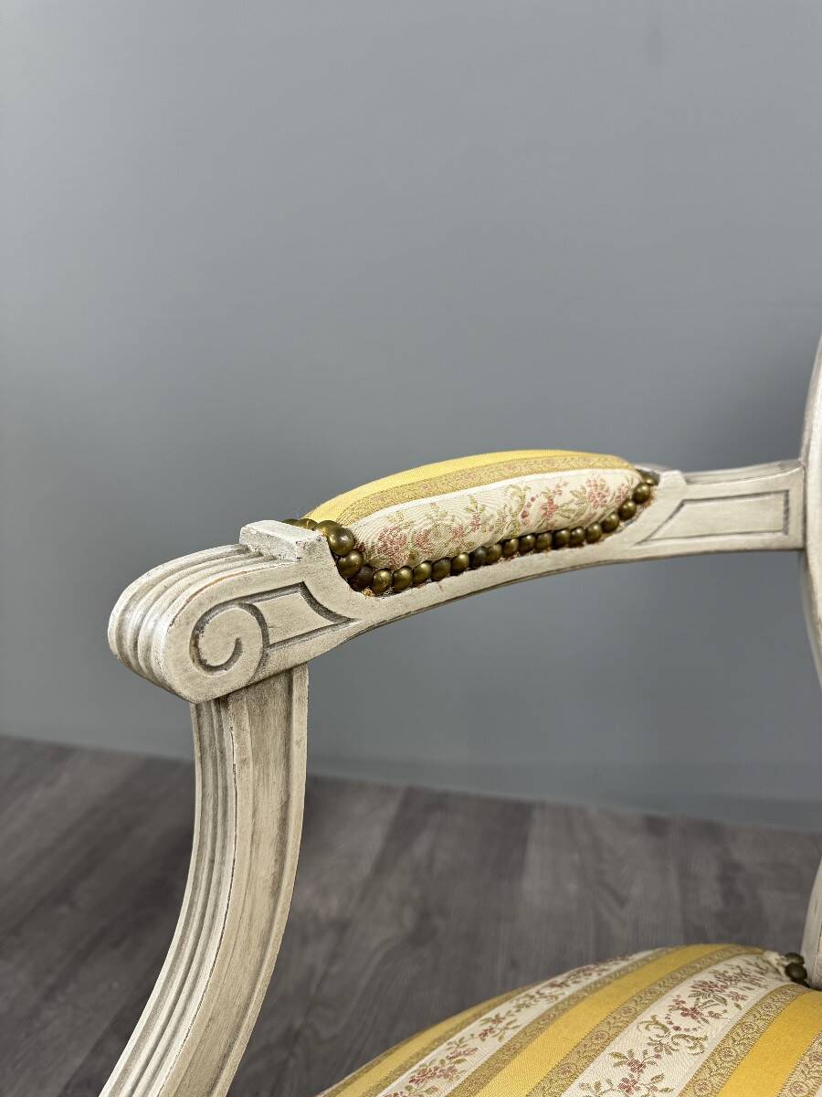 Pair of Medallion Armchairs in Louis XVI Style with Footrests, 20th Century