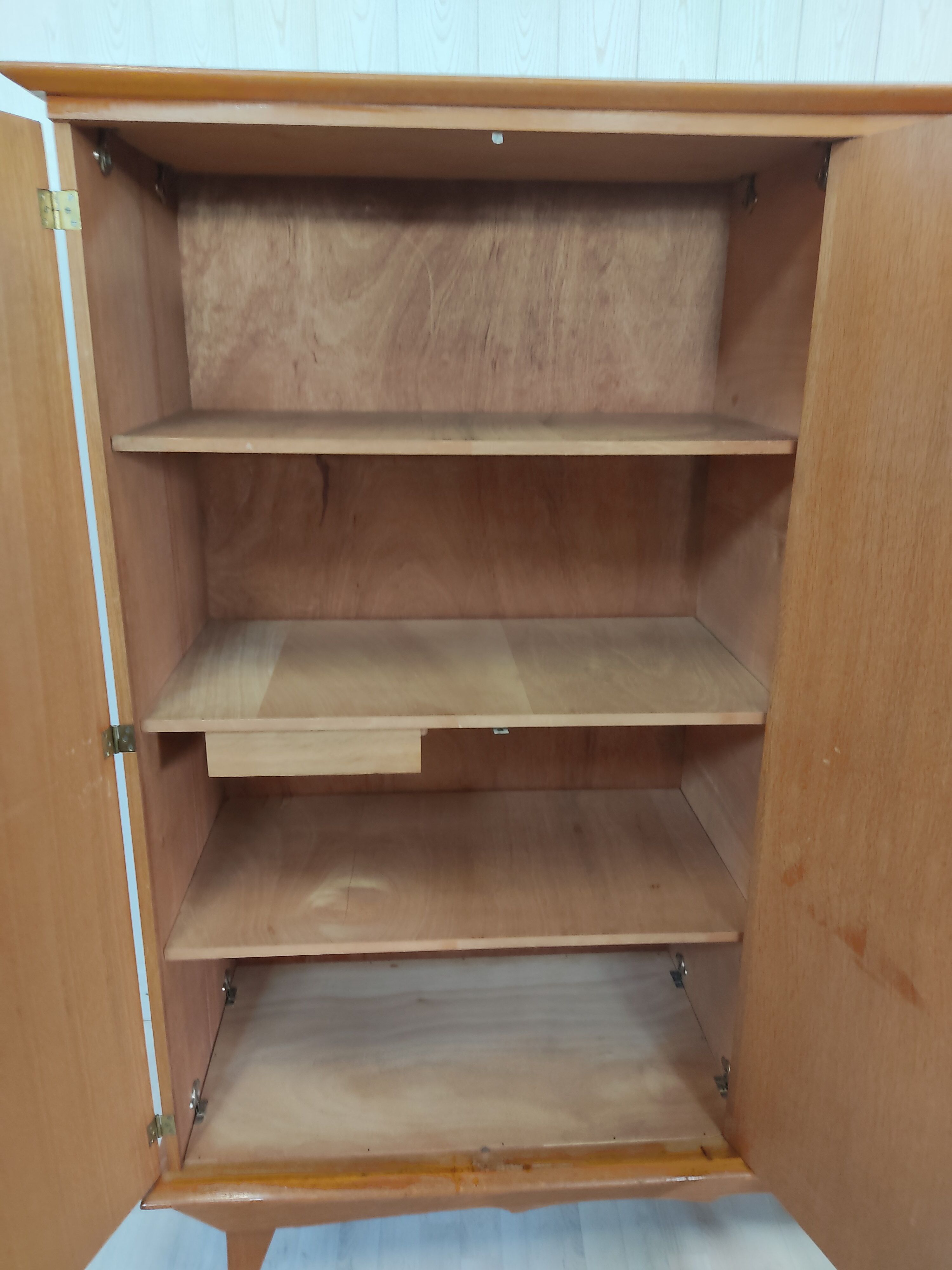 Vintage cabinet feet compass