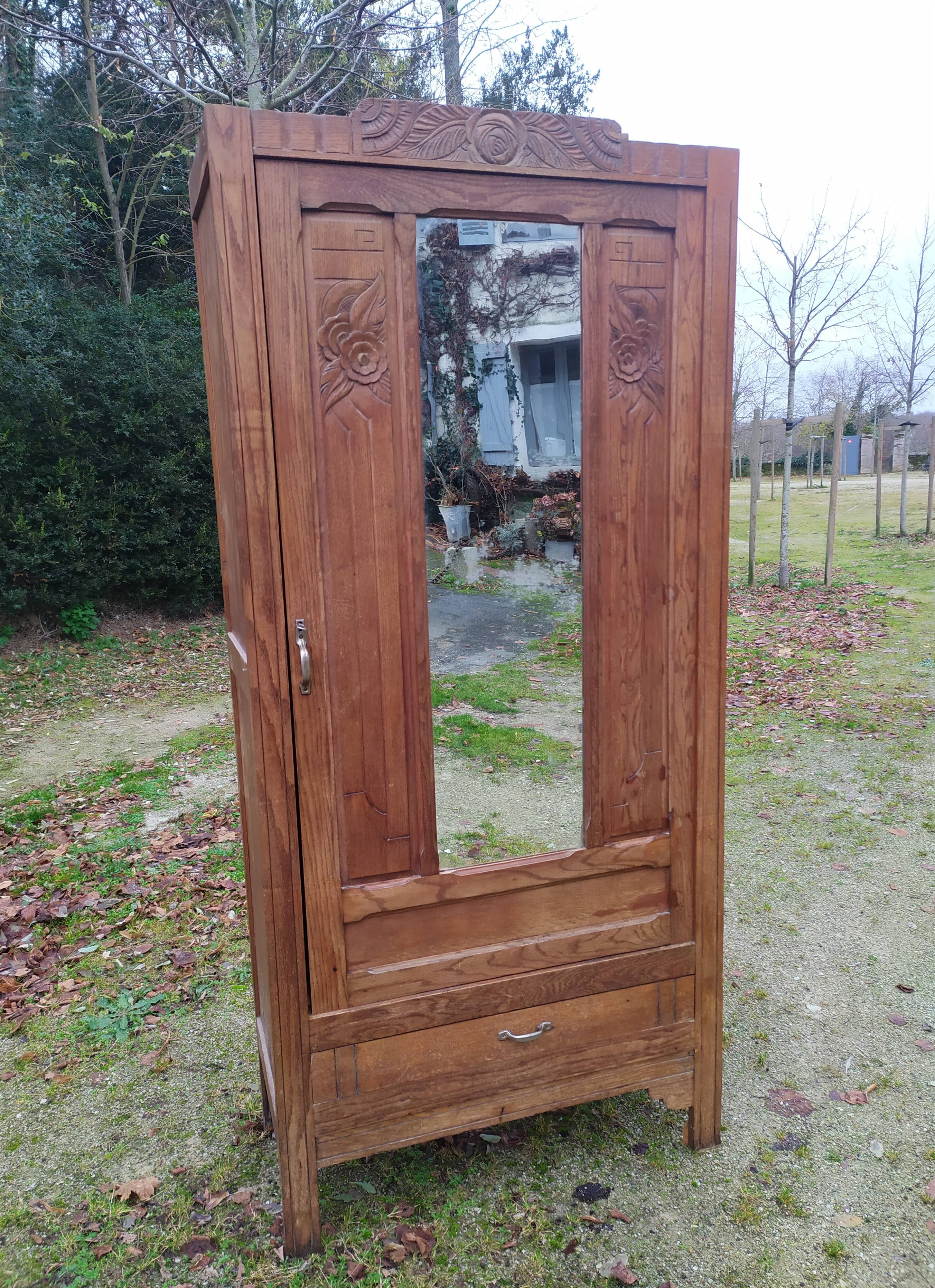 Armoire parisienne art déco
