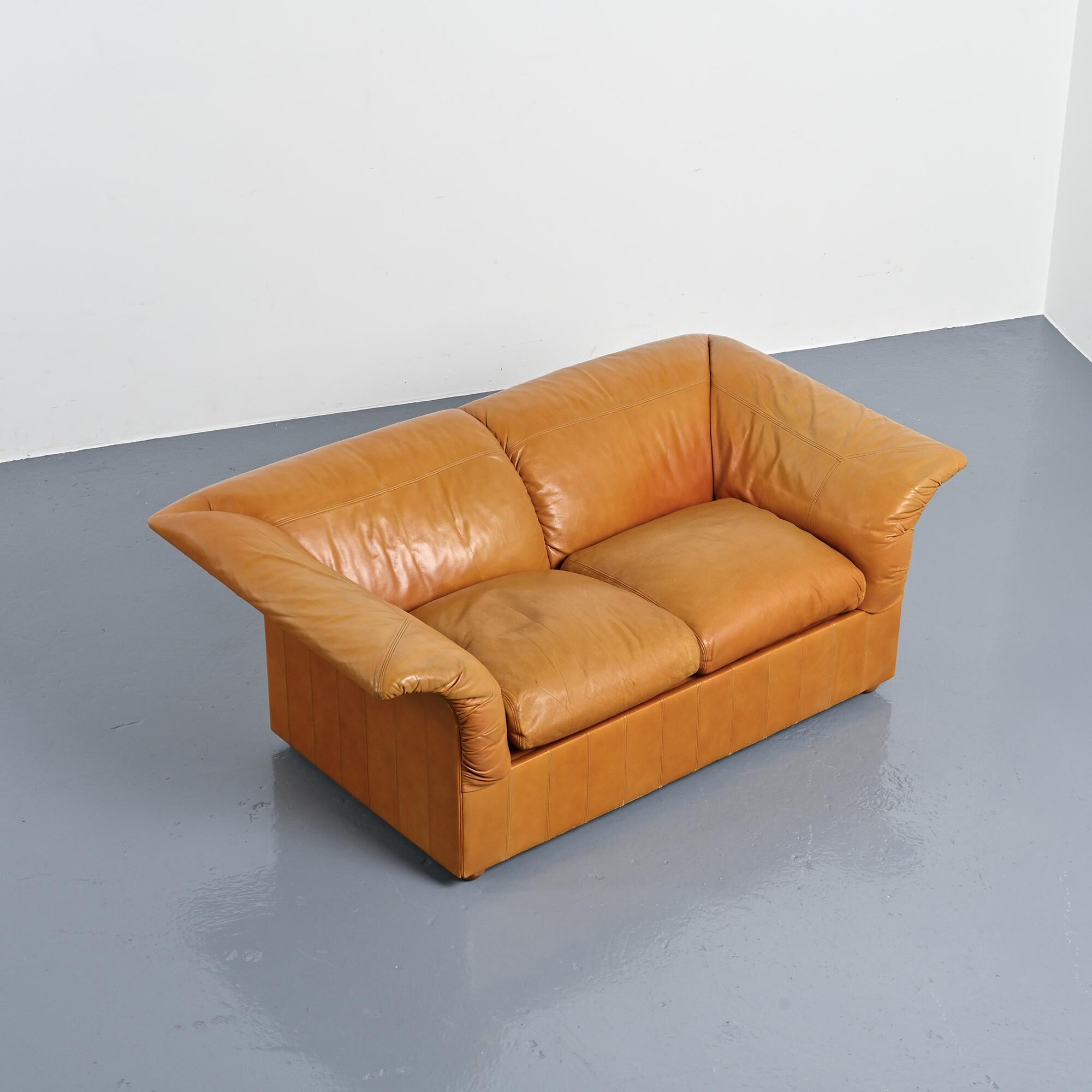 Paire de canapés Loto en cuir par Luigi Massoni pour Poltrona Frau, Italie, 1976