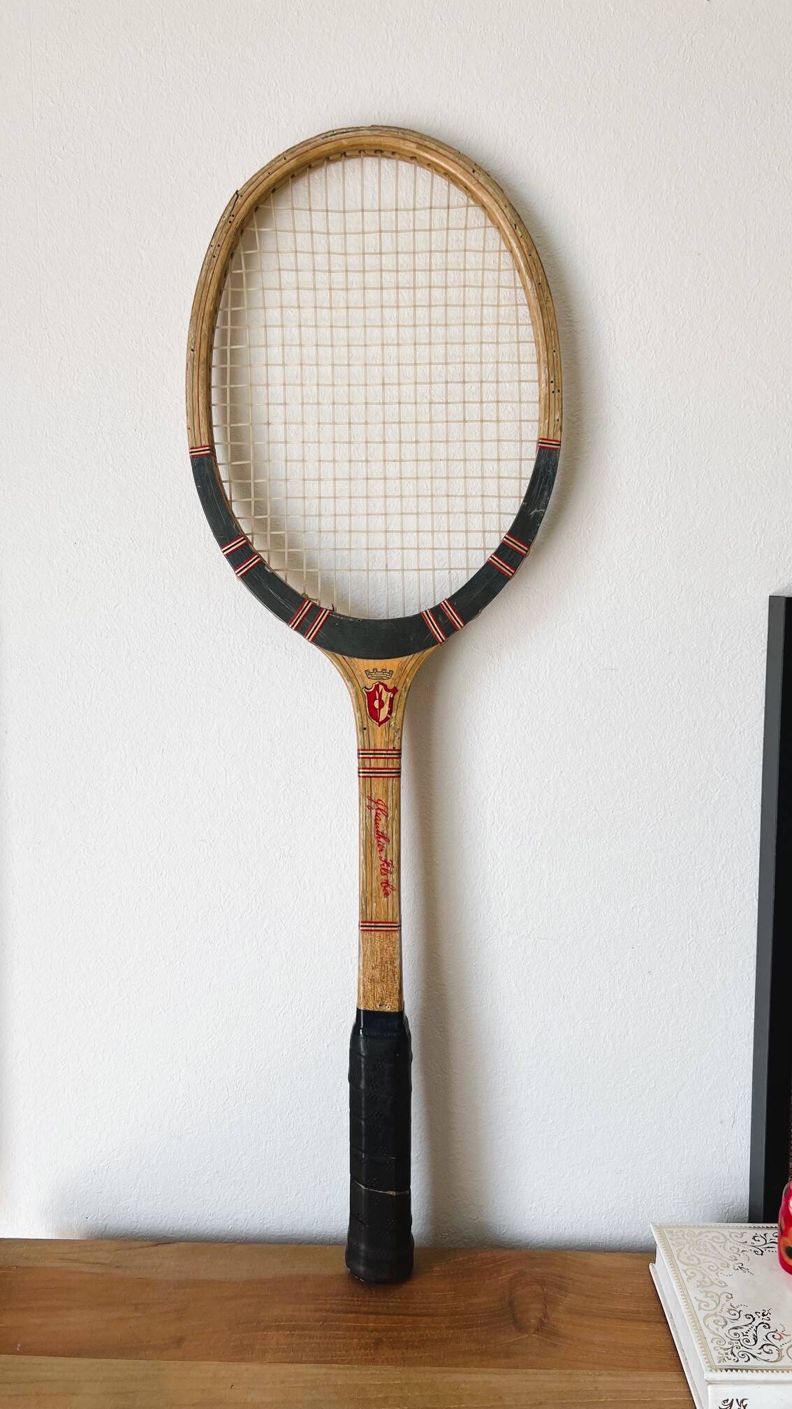 1970 “Gauthier Fils Cie” tennis racket